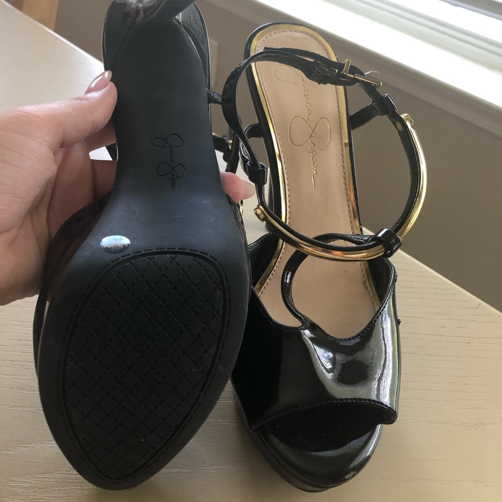 Jessica Simpson Heels - Picture 4 of 5